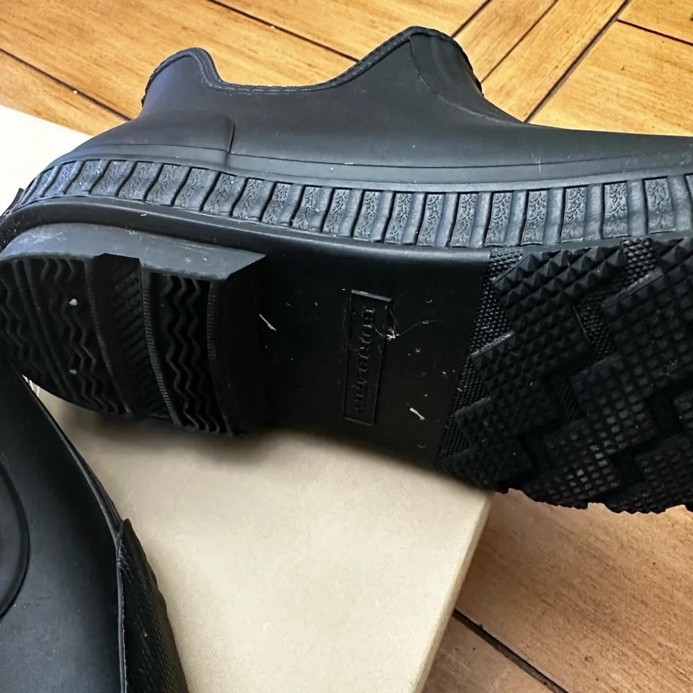 Burberry rain boots … - Picture 8 of 8